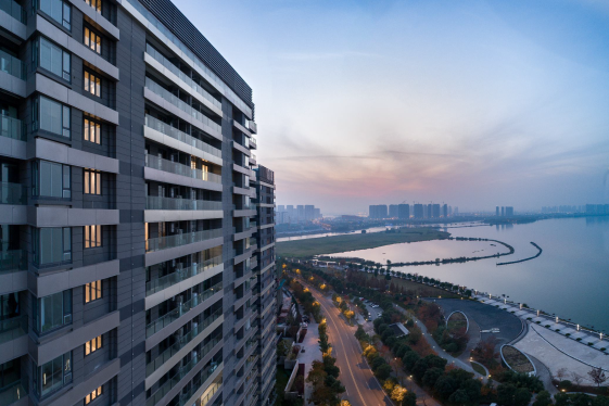 鉑悅犀湖（中國(guó)土木工程詹天佑獎(jiǎng)優(yōu)秀住宅小區(qū)金獎(jiǎng)，全國(guó)用戶(hù)滿(mǎn)意工程）